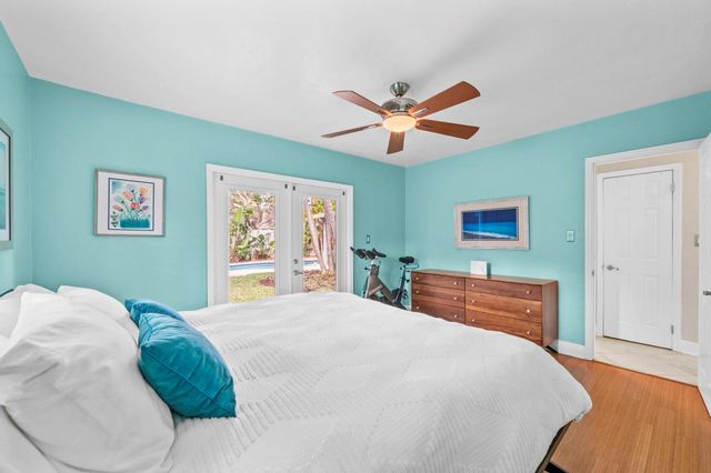 1815 N Victoria Park Road, Fort Lauderdale, FL 33305