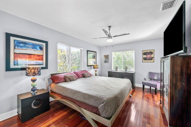 1815 N Victoria Park Road, Fort Lauderdale, FL 33305