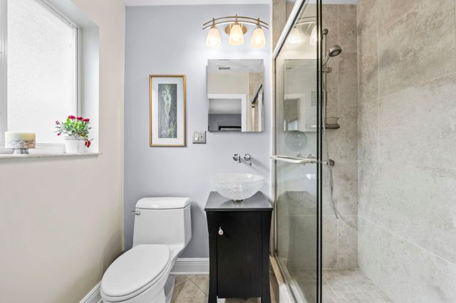 1815 N Victoria Park Road, Fort Lauderdale, FL 33305