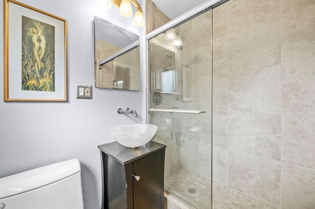 1815 N Victoria Park Road, Fort Lauderdale, FL 33305