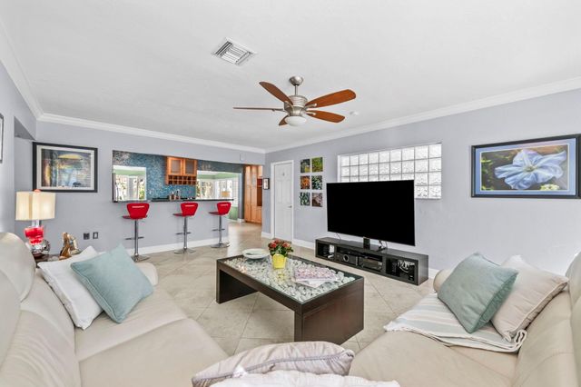 1815 N Victoria Park Road, Fort Lauderdale, FL 33305