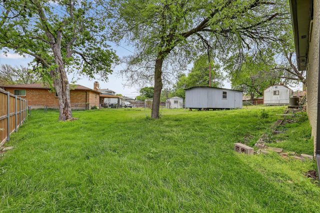 1130 Lodema Lane, Duncanville, TX 75116