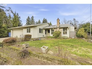 15893 Ne HOLLADAY St, Portland, OR 97230