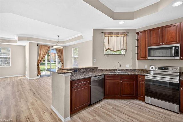 9832 Cristalino View WAY # 104, Fort Myers, FL 33908