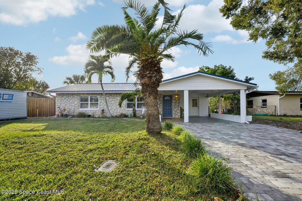 207 2nd Street, Merritt Island, FL 32953