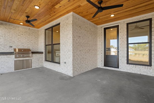 10850 Lily Lane, Gulfport, MS 39503