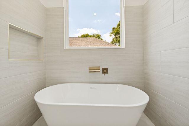 6306 Tracy Road, Dallas, TX 75241