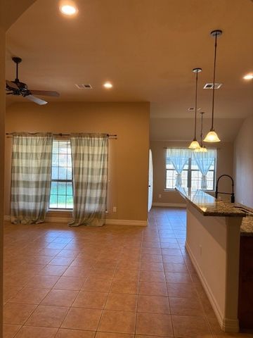 3922 Latinne Lane, College Station, TX 77845