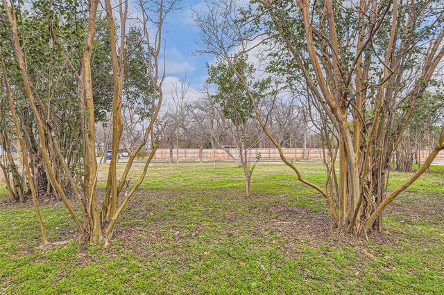 401 Oak PLZ, Austin, TX 78753