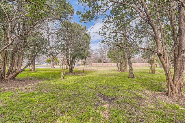 401 Oak PLZ, Austin, TX 78753