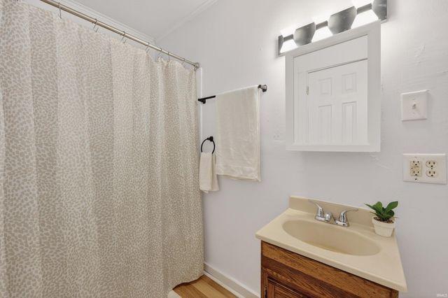 1613 D Street, Bedford, IN 47421