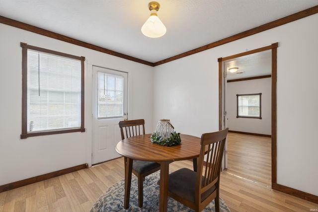 1613 D Street, Bedford, IN 47421