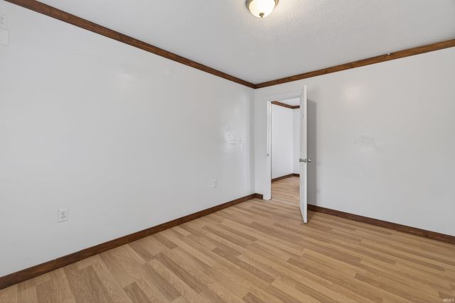 1613 D Street, Bedford, IN 47421