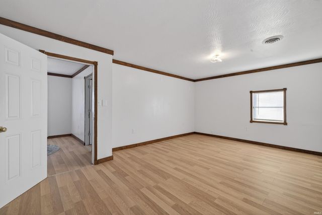 1613 D Street, Bedford, IN 47421