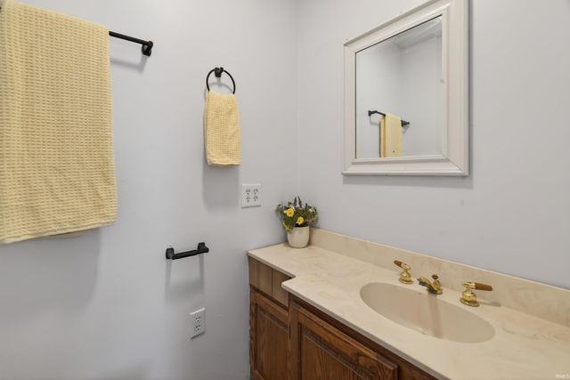 1613 D Street, Bedford, IN 47421