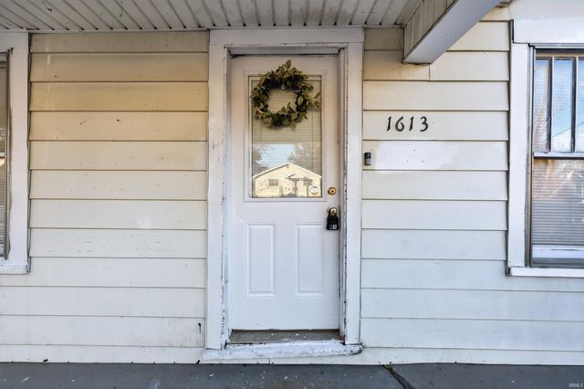 1613 D Street, Bedford, IN 47421