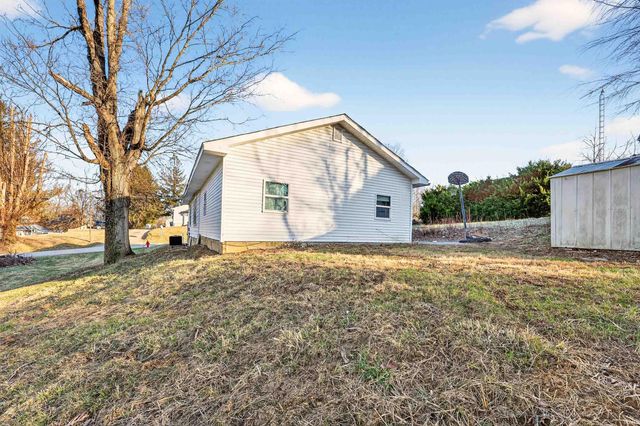 1613 D Street, Bedford, IN 47421