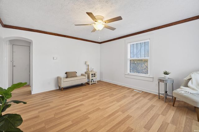 1613 D Street, Bedford, IN 47421