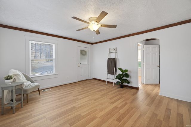 1613 D Street, Bedford, IN 47421