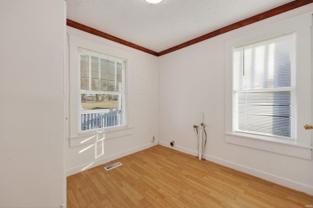 1613 D Street, Bedford, IN 47421