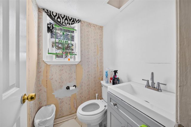 1514 Hidden Valley Drive, Houston, TX 77088