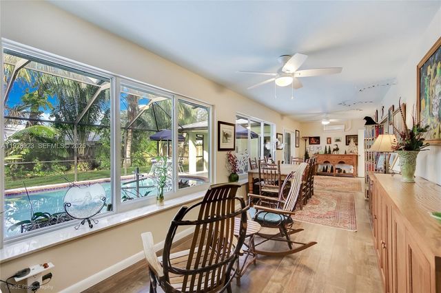 7201 NW 7th Ct, Plantation, FL 33317