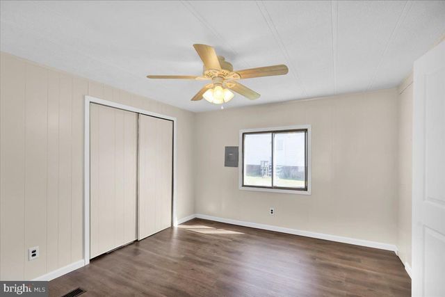 206 MEMORY LN, Hamburg, PA 19526
