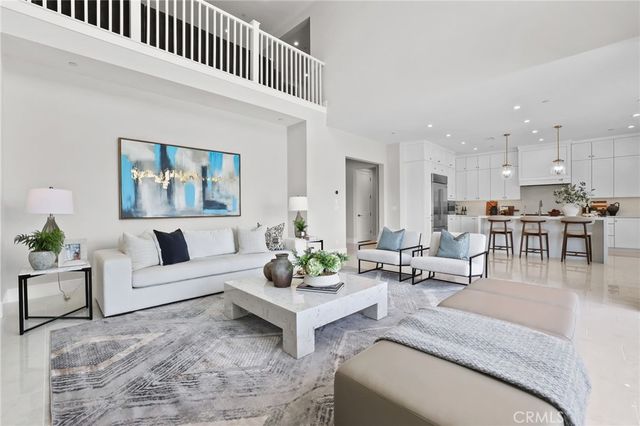 135 Sunnyslope, Irvine, CA 92618
