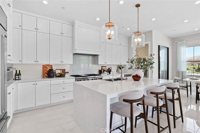 135 Sunnyslope, Irvine, CA 92618