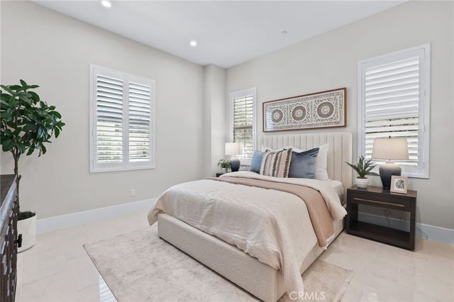 135 Sunnyslope, Irvine, CA 92618
