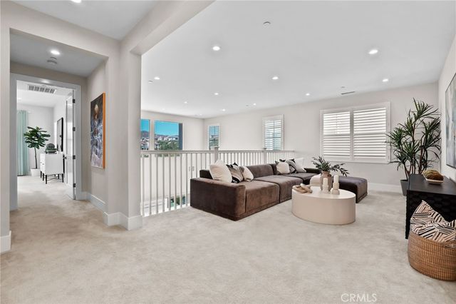 135 Sunnyslope, Irvine, CA 92618