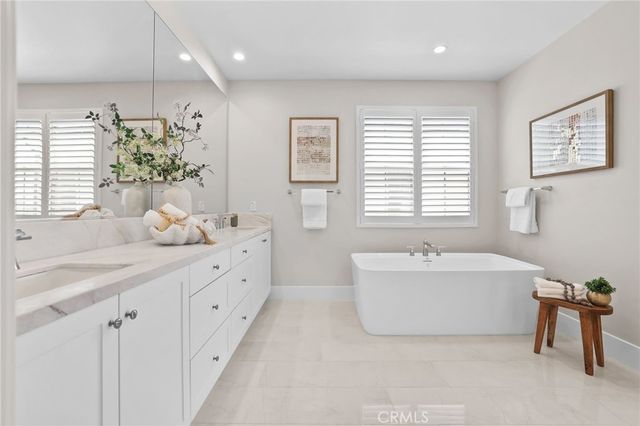 135 Sunnyslope, Irvine, CA 92618