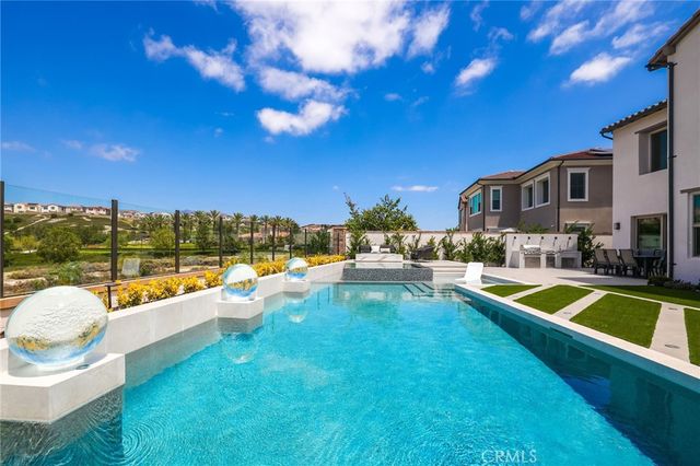 135 Sunnyslope, Irvine, CA 92618