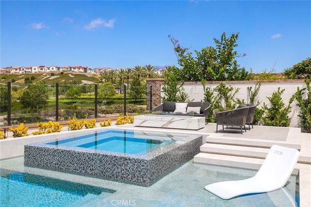 135 Sunnyslope, Irvine, CA 92618