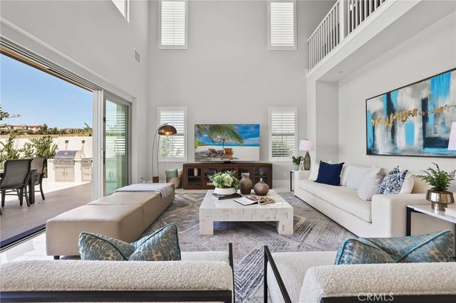 135 Sunnyslope, Irvine, CA 92618
