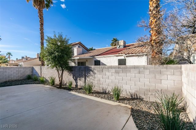 2747 Quaker Ridge Road, Las Vegas, NV 89142