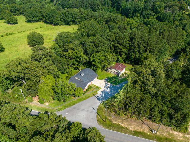 1934 Old Richton Rd., Petal, MS 39465