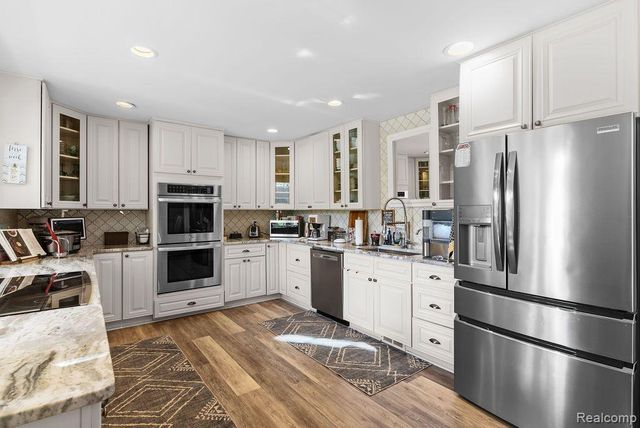 9855 ORTONVILLE Road, Independence Charter Township, MI 48348