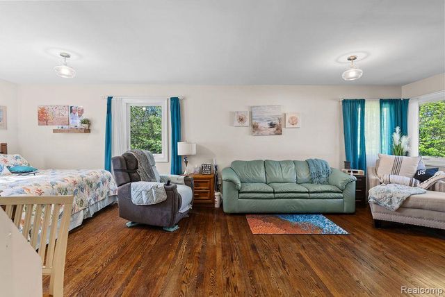 9855 ORTONVILLE Road, Independence Charter Township, MI 48348