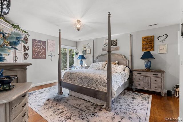 9855 ORTONVILLE Road, Independence Charter Township, MI 48348