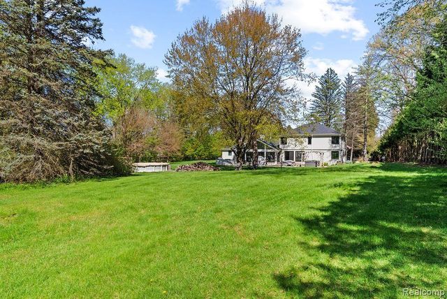 9855 ORTONVILLE Road, Independence Charter Township, MI 48348