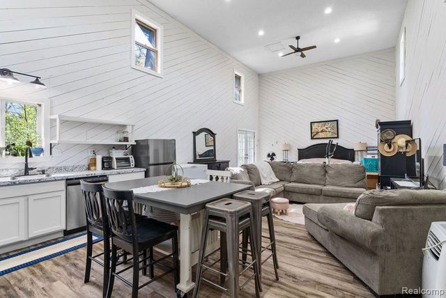 9855 ORTONVILLE Road, Independence Charter Township, MI 48348