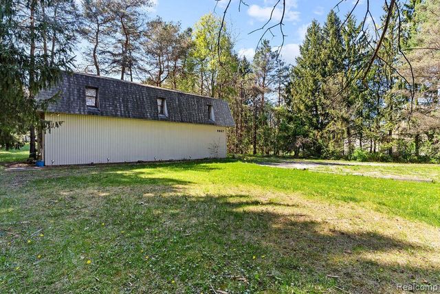 9855 ORTONVILLE Road, Independence Charter Township, MI 48348