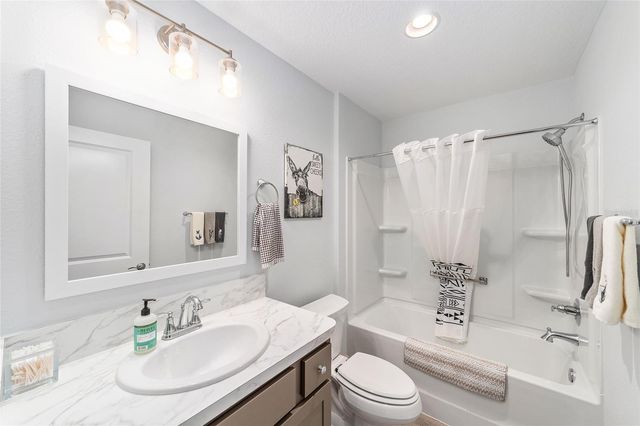 4345 BROAD STREET, The Villages, FL 32163