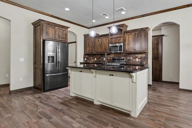 1022 Fox Run Lane, Blanchard, OK 73010