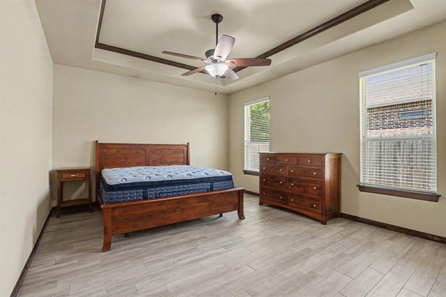 1022 Fox Run Lane, Blanchard, OK 73010