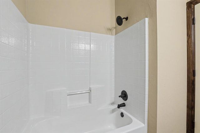 1022 Fox Run Lane, Blanchard, OK 73010
