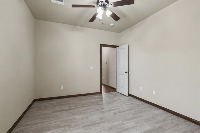 1022 Fox Run Lane, Blanchard, OK 73010