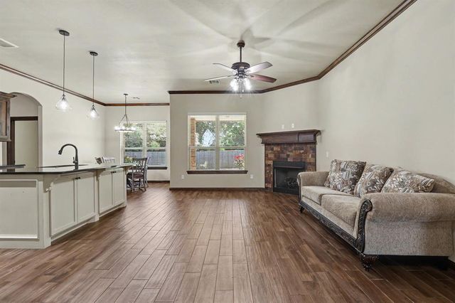1022 Fox Run Lane, Blanchard, OK 73010