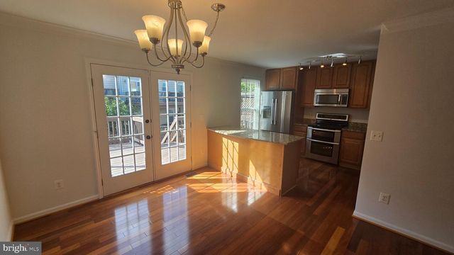 6035 KESTNER CIR, Alexandria, VA 22315
